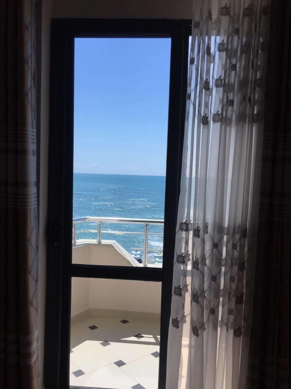 Hotel Ferrara Durrës Eksteriør bilde