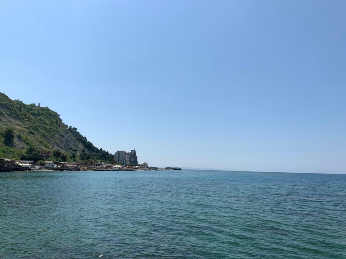 Hotel Ferrara Durrës Eksteriør bilde