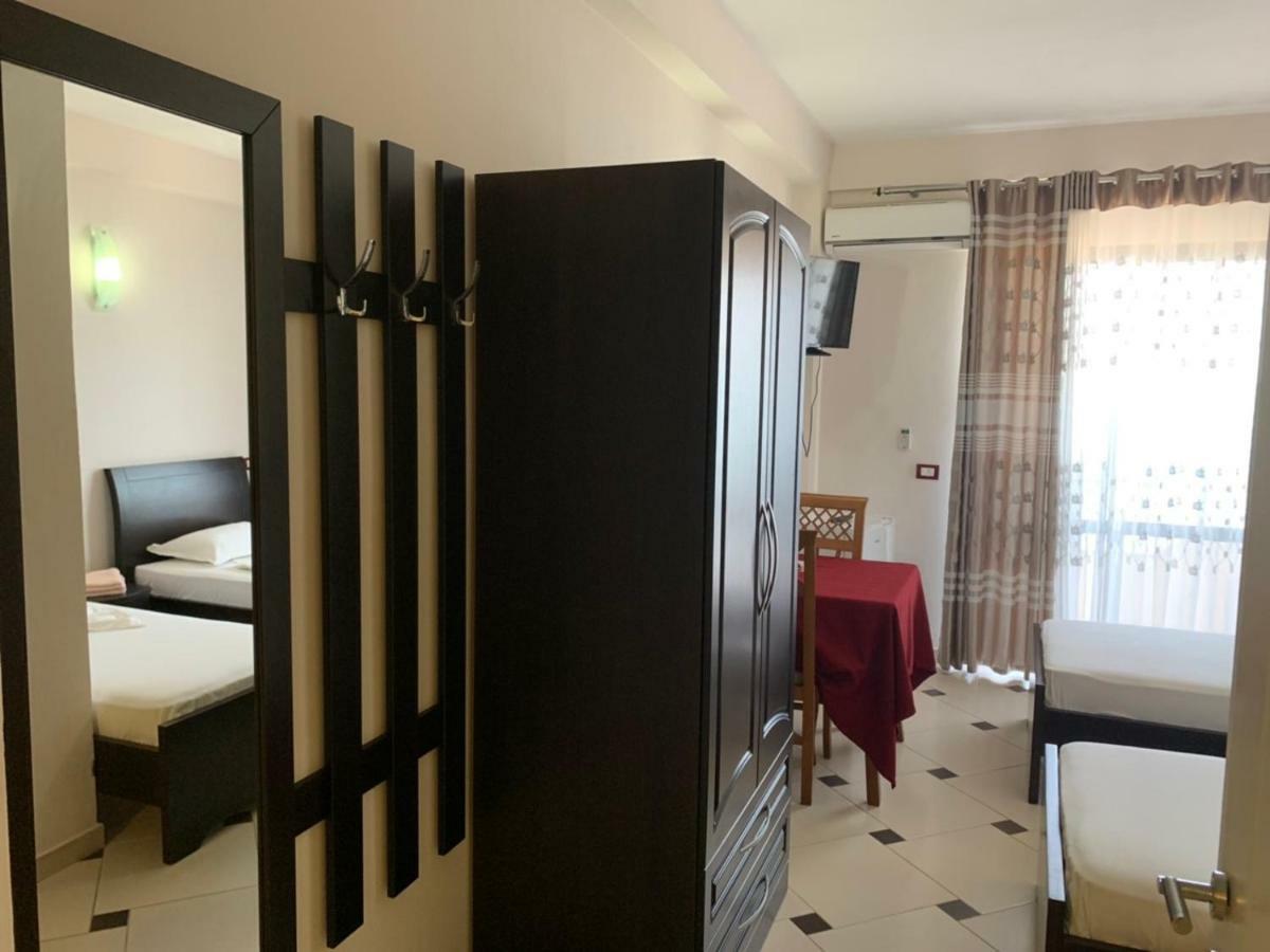 Hotel Ferrara Durrës Eksteriør bilde