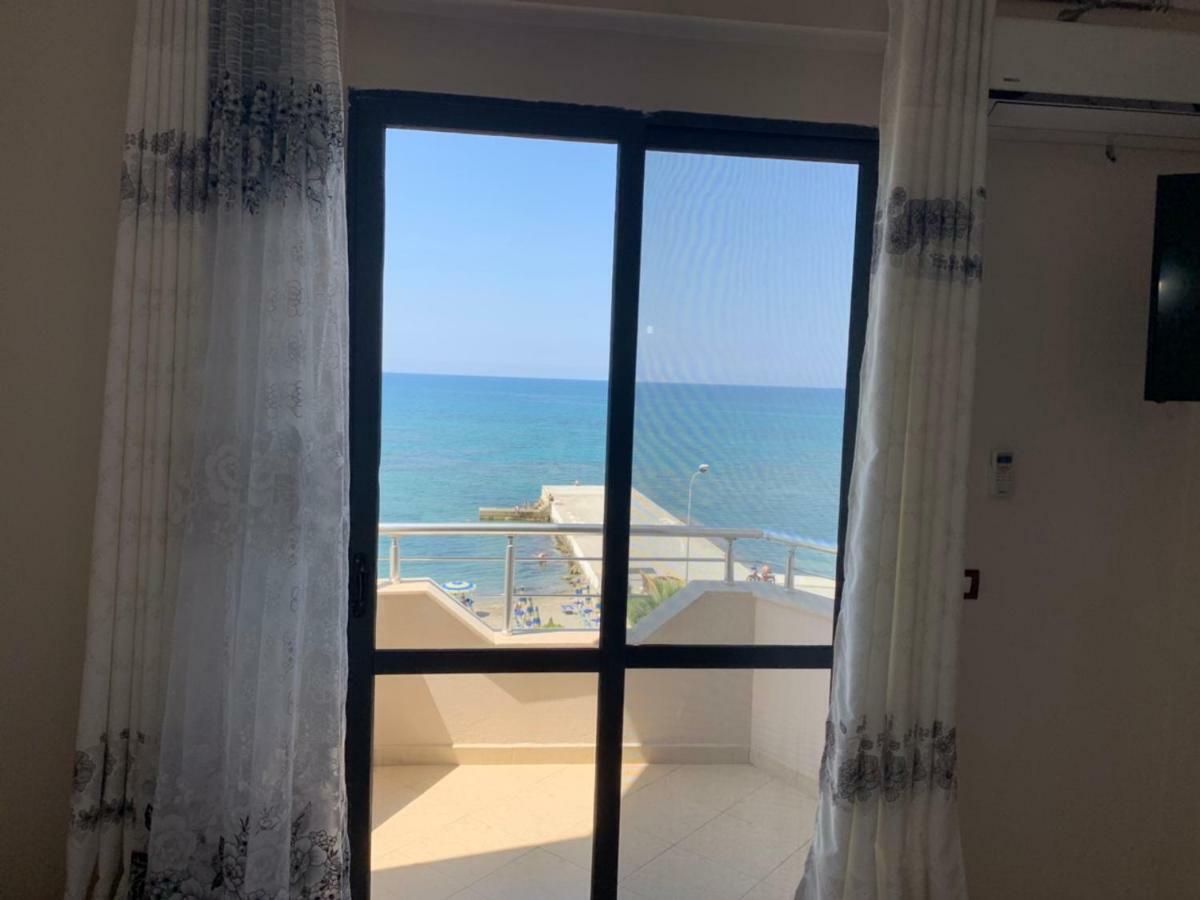 Hotel Ferrara Durrës Eksteriør bilde